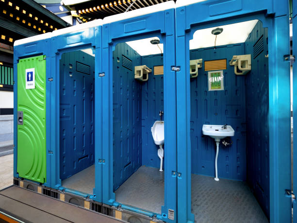 Best Portable restroom trailer rental  in Seffner, FL
